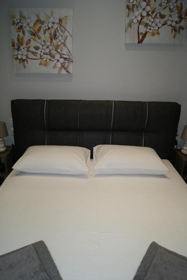 City Room Wolos Zewnętrze zdjęcie